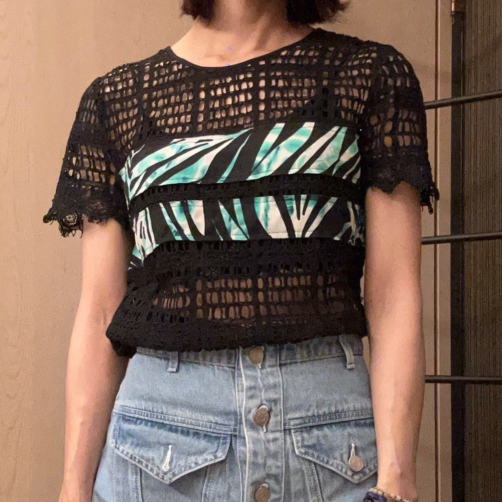 BCBGMaxAzria Layna Palms Eyelet Color-Block Blouse Top Size S-M